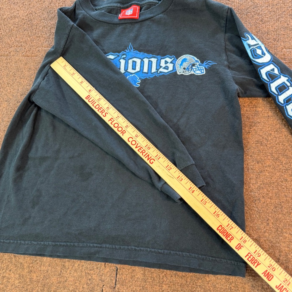 NFL Detroit Lions Kids Long Sleeve T-Shirt Black Graphic Tee Youth Vtg cute fit - Picture 3 of 8